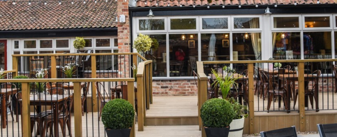 beer garden at the Unicorns Head