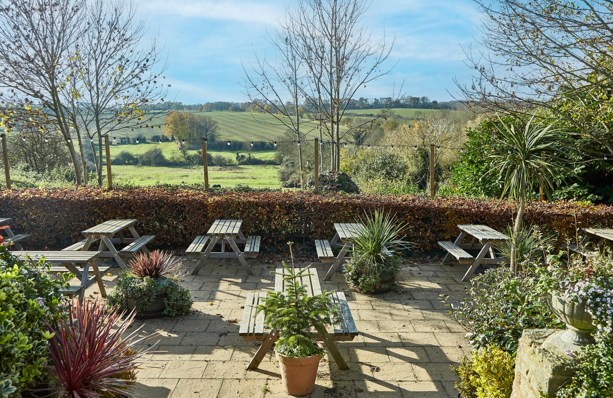 A Guide to Traditional English Pubs in the Leicestershire Countryside